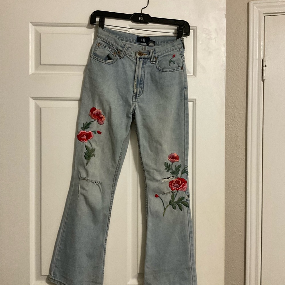 GAP vintage y2k  Light Blue Embroidered Floral Flare Jeans